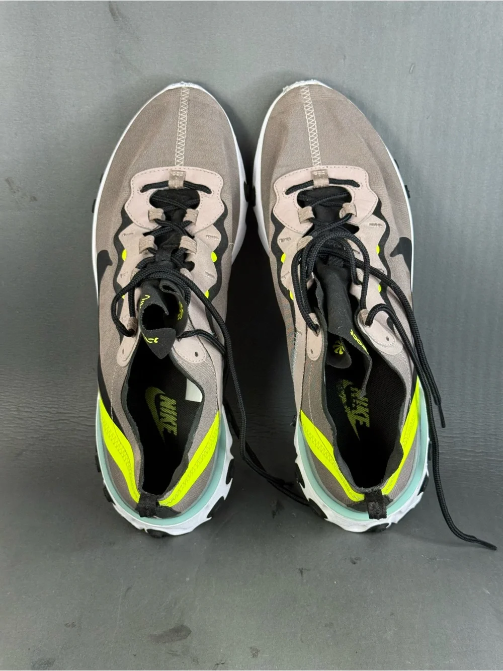 Nike React Element 55 Premium Pumice Black athletic sneaker men’s size 11.5